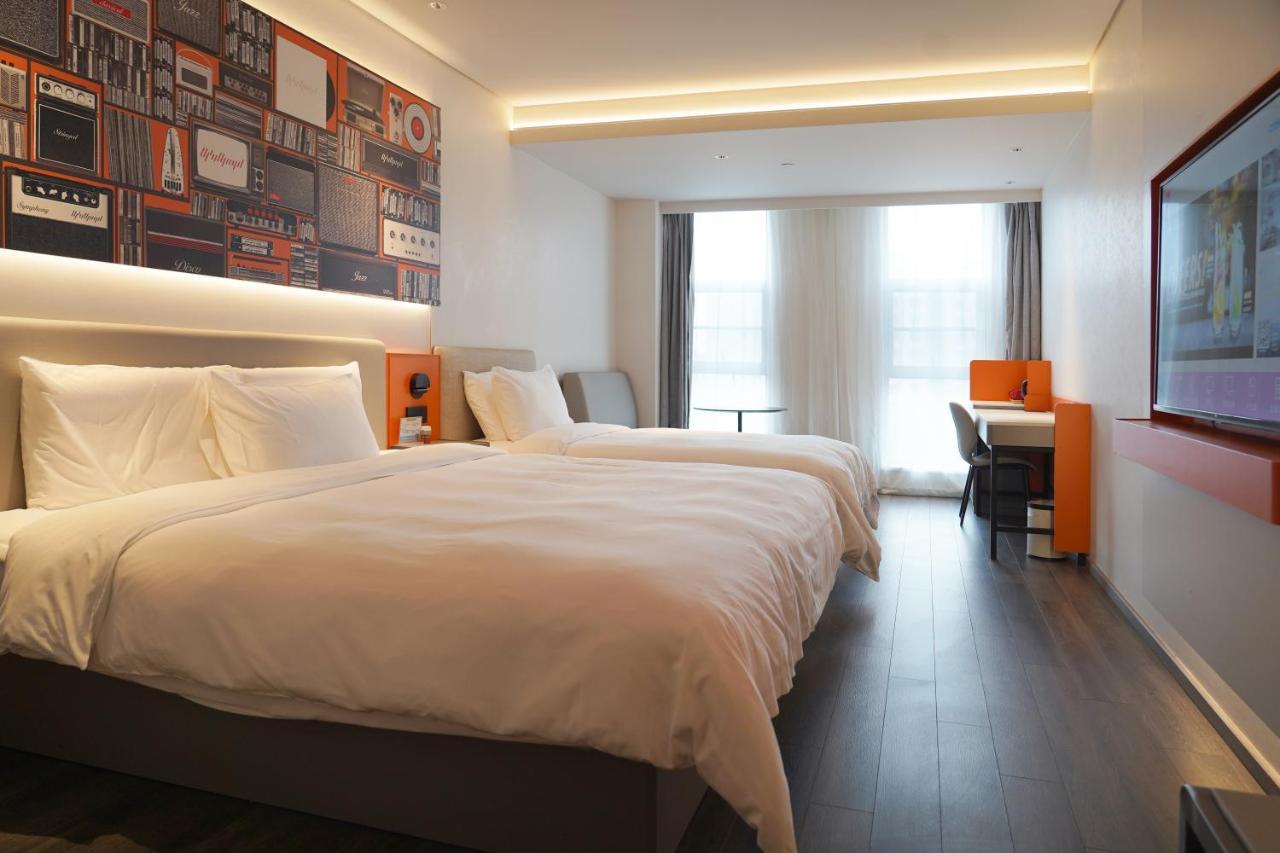 Ibis Styles Hotel - 260M From Guangji Street Subway Station Xi'an  Exterior foto